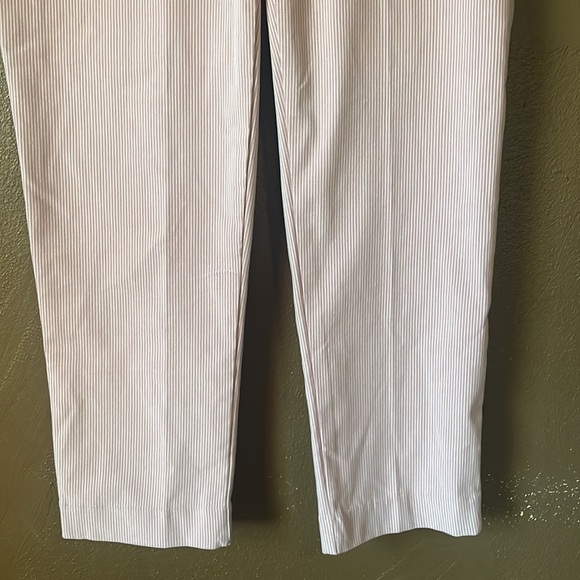 Jules and Leopold Striped Capri Pants / Size Medium - Picture 4 of 7